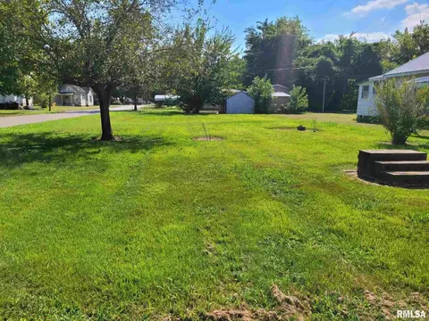 616 E 9th St, Metropolis, IL 62960 photo 3