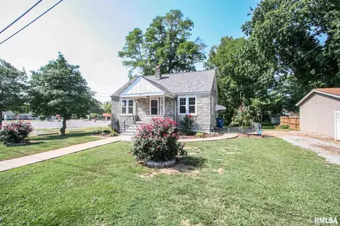 103 9th St, Carmi, IL 62821 photo 1