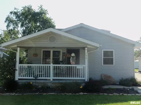 706 S Jesse St, Christopher, IL 62822 photo 21