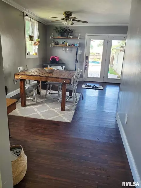 706 S Jesse St, Christopher, IL 62822 photo 7