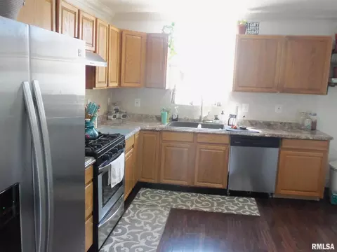 706 S Jesse St, Christopher, IL 62822 photo 9