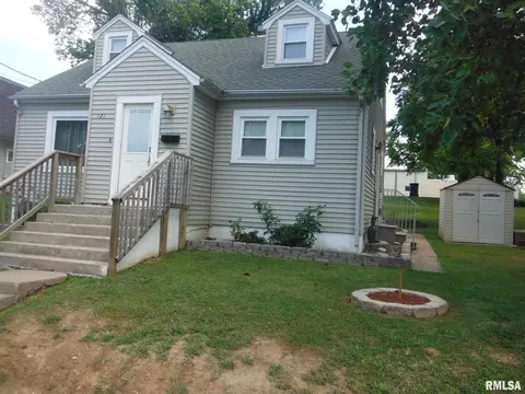 121 Warren St, Anna, IL 62906 photo 1