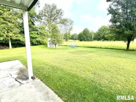 8 Agape Ln, Centralia, IL 62801 photo 24