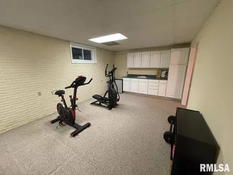 8 Agape Ln, Centralia, IL 62801 photo 14