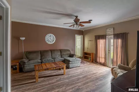 802 E Mckinley Ave, Marion, IL 62959 photo 23