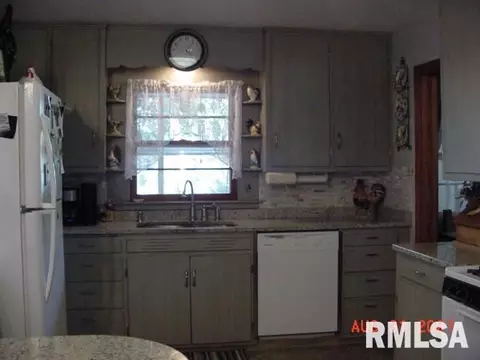 2102 Gartside, Murphysboro, IL 62966 photo 11
