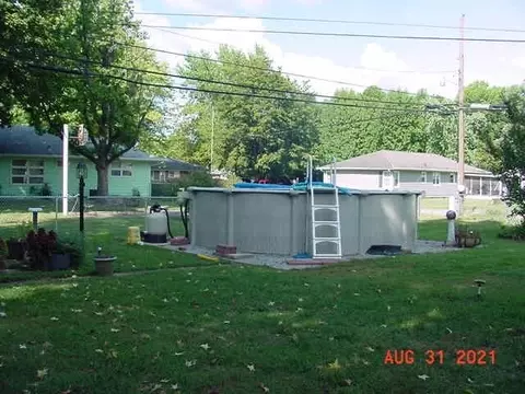 2102 Gartside, Murphysboro, IL 62966 photo 30
