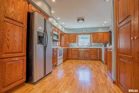 1907 Summertime Rd, Kell, IL 62853 photo 18