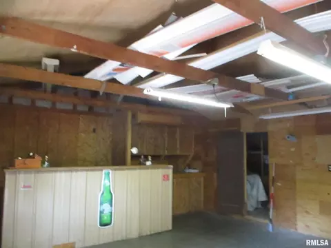 811 S Emma St, Christopher, IL 62822 photo 29