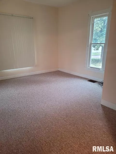 1400 Mchaney St, Eldorado, IL 62930 photo 14