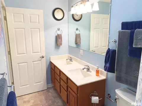 3029 Pine Ridge Dr, Herrin, IL 62948 photo 22