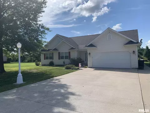 3029 Pine Ridge Dr, Herrin, IL 62948 photo 1