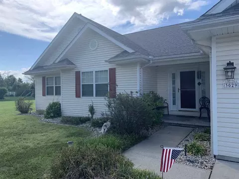 3029 Pine Ridge Dr, Herrin, IL 62948 photo 3