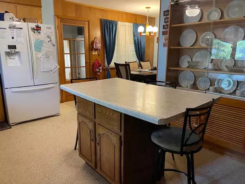 1008 N Maple St, Benton, IL 62812 photo 14