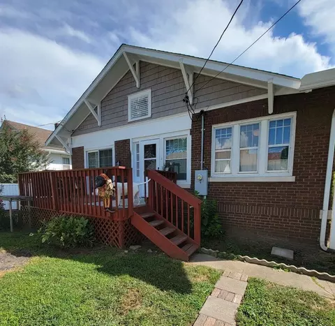 1028 Maple St, Murphysboro, IL 62966 photo 4
