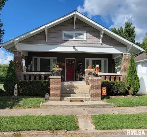 1028 Maple St, Murphysboro, IL 62966 photo 1
