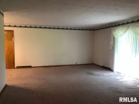 1503 Browns Ln, Marion, IL 62959 photo 4