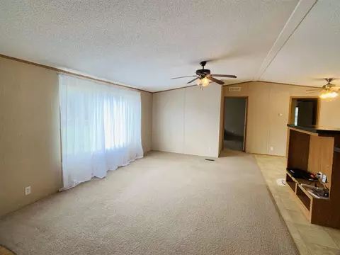 1110 Taylor St, Eldorado, IL 62930 photo 14