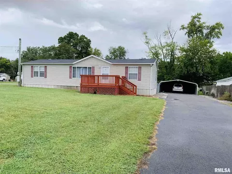 1110 Taylor St, Eldorado, IL 62930 photo 4