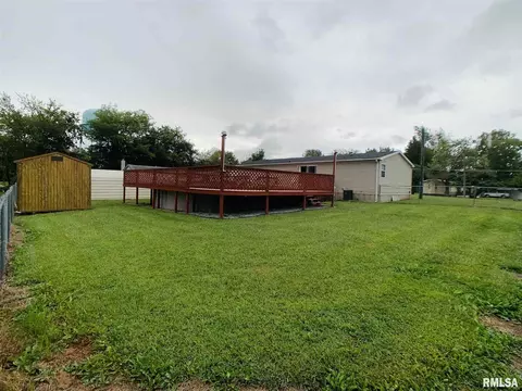 1110 Taylor St, Eldorado, IL 62930 photo 8
