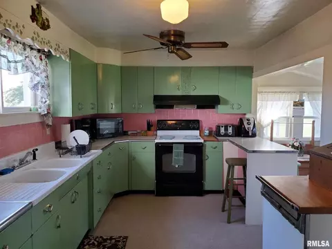 995 Francis Rd, Eldorado, IL 62930 photo 20
