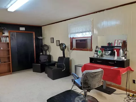 995 Francis Rd, Eldorado, IL 62930 photo 38