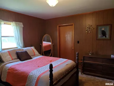 995 Francis Rd, Eldorado, IL 62930 photo 17