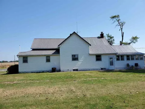 995 Francis Rd, Eldorado, IL 62930 photo 4