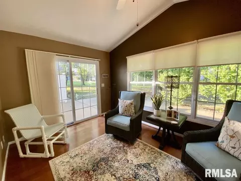 514 Villa Dr, Marion, IL 62959 photo 19