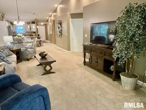 514 Villa Dr, Marion, IL 62959 photo 15