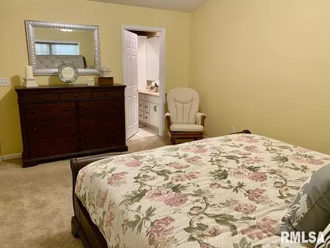514 Villa Dr, Marion, IL 62959 photo 28