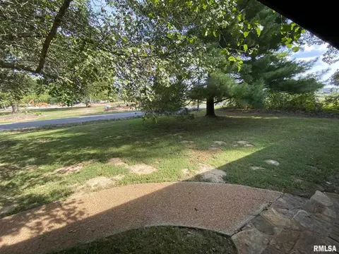 521 Dunivan Rd, Murphysboro, IL 62966 photo 17