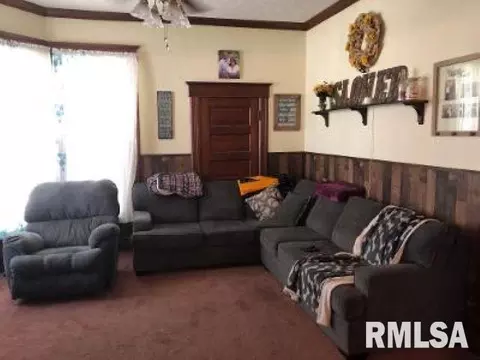 432 S Cherry St, Centralia, IL 62801 photo 6
