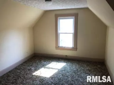 432 S Cherry St, Centralia, IL 62801 photo 10
