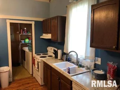 432 S Cherry St, Centralia, IL 62801 photo 4
