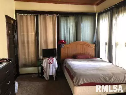 432 S Cherry St, Centralia, IL 62801 photo 9