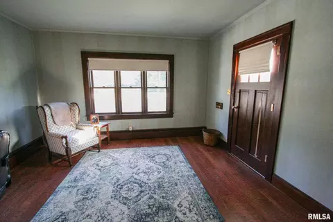 708 W Main St, Carmi, IL 62821 photo 7