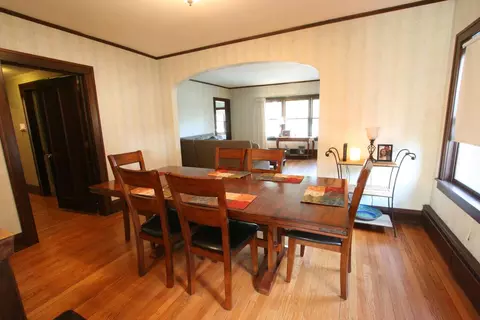 708 W Main St, Carmi, IL 62821 photo 6