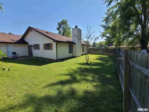 809 Osage Dr, Mount Vernon, IL 62864 photo 11
