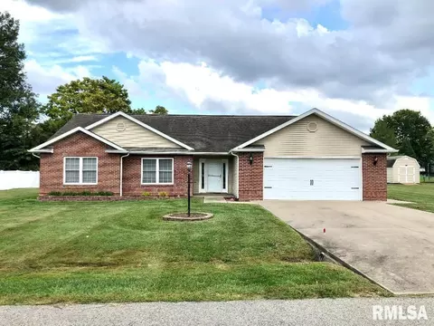 1316 Summer Dr, Herrin, IL 62948 photo 1