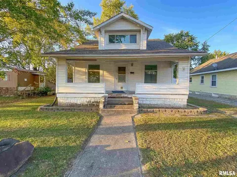 210 W 7th St, Flora, IL 62839 photo 15