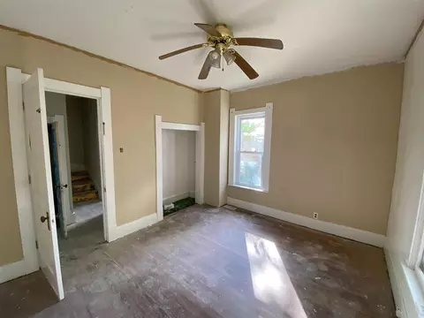 210 W 7th St, Flora, IL 62839 photo 29