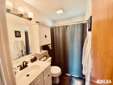 1204 S Pine St, Centralia, IL 62801 photo 9