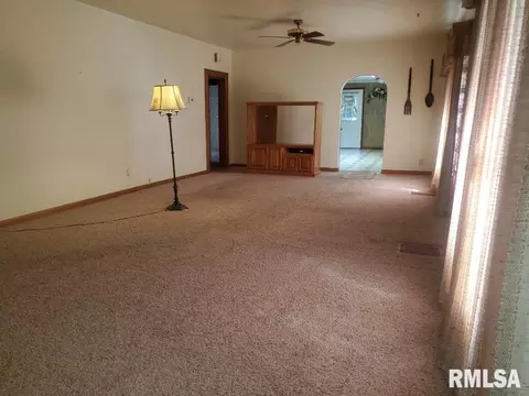 112 N Reader St, Mounds, IL 62964 photo 6