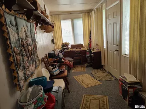 862 Madison St, Eldorado, IL 62930 photo 6