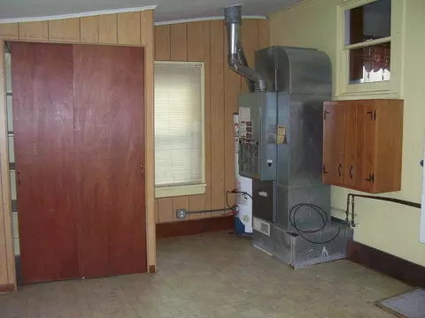 412 S Marshall St, Salem, IL 62881 photo 10