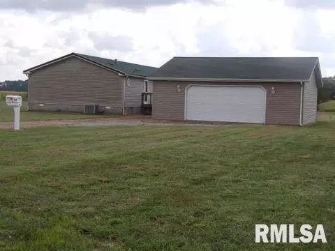 208 Briley Rd, Eldorado, IL 62930 photo 2