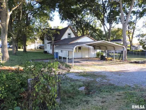 108 E Davis St, Ava, IL 62907 photo 2