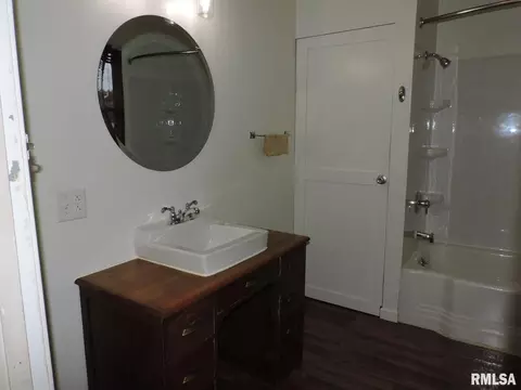 108 E Davis St, Ava, IL 62907 photo 9