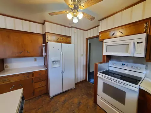 301 N 20th St, Herrin, IL 62948 photo 7